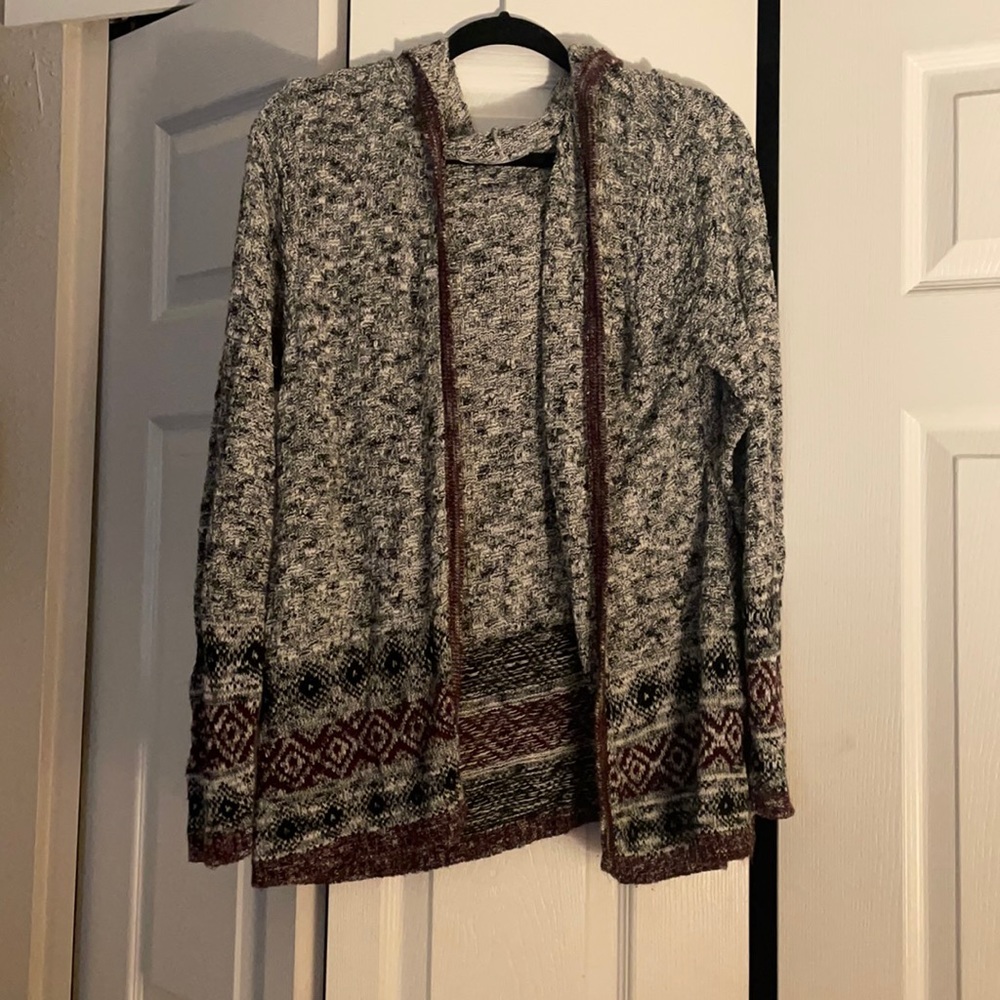 Maurice’s Hooded Knit Maroon/Gray Tribal Print Cardigan w/ Hood, Size XL